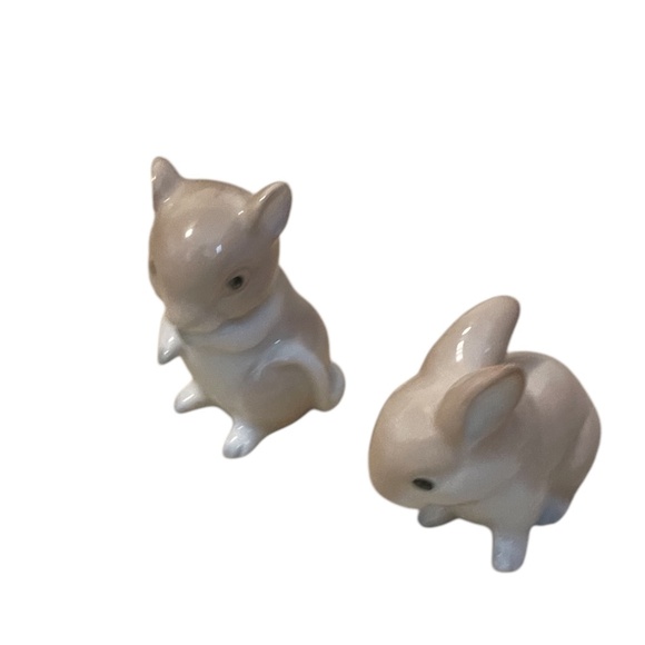 Pair Vintage‎ Rabbit/ Bunny Cream & White Porcelain Figurines, Japan - Picture 5 of 9